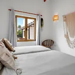 Amrita Bed and breakfast La Oliva