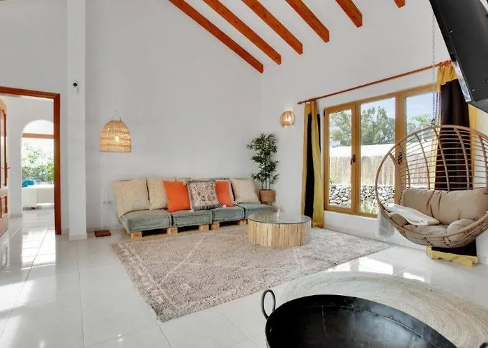 Amrita لا أوليفا